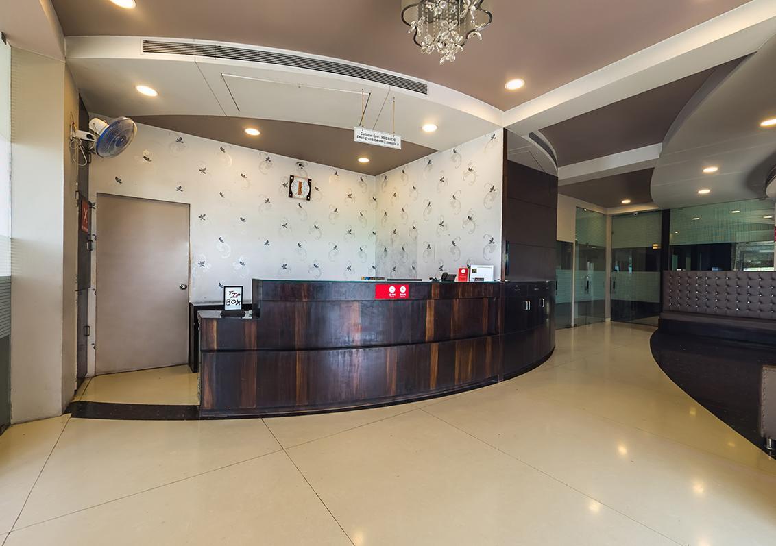 Hotel Sai Dharam Palace Shirdi Exterior photo